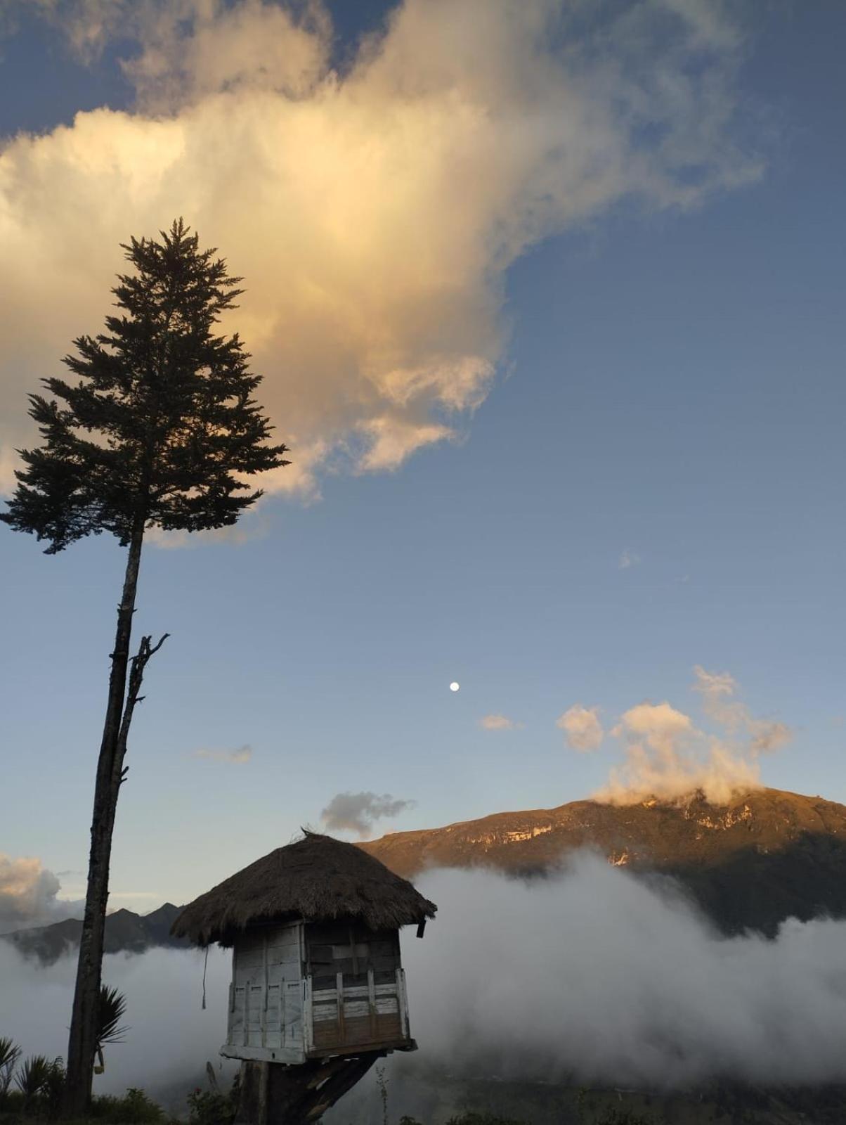 Starlight Mountain Lodge Sigchos Eksteriør bilde